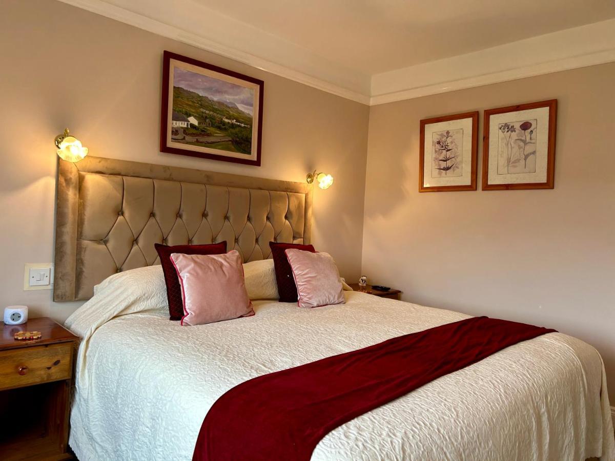 Buttermilk Lodge Guest Accommodation Clifden Extérieur photo