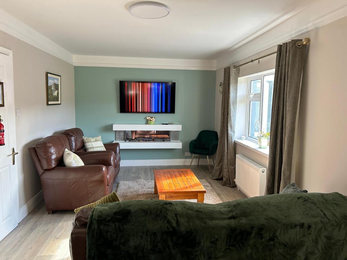 Buttermilk Lodge Guest Accommodation Clifden Extérieur photo